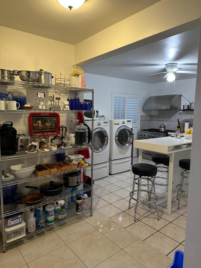 Pied-A-Terre Center Of Tijuana Apartman Kültér fotó